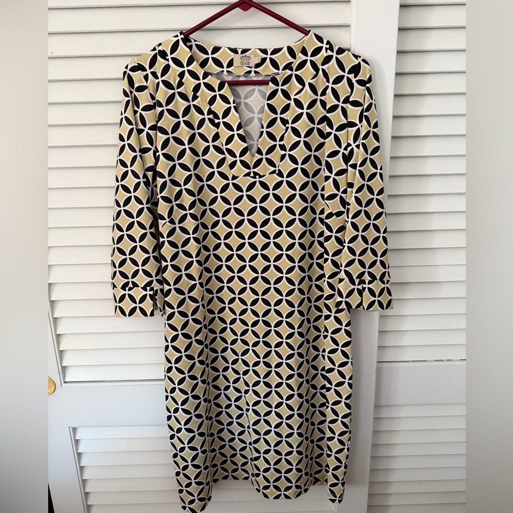 Katherine Way Black and Cream Geometric Long Sleeve Dress